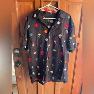 Men’s Vans button down shirt